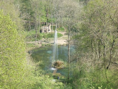 Fountain pond at Hackfall. Photo Louise Wickham