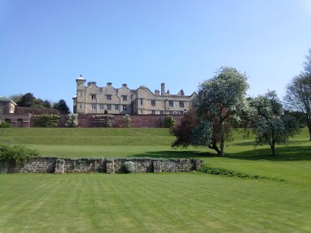 Ledston Hall. Photo Louise Wickham