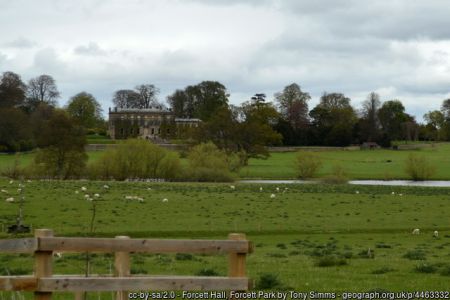 Forcett Hall and parkland. Photo © Tony Simms (cc-by-sa/2.0)