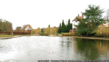 Rowntree Park. Photo © Gordon Hatton (cc-by-sa/2.0)