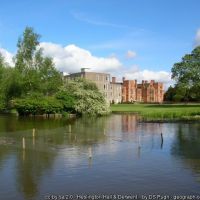 University of York and Heslington Hall. Photo © DS Pugh (cc-by-sa/2.0)