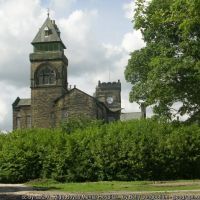 High Royds Hospital. Photo © Betty Longbottom (cc-by-sa/2.0)